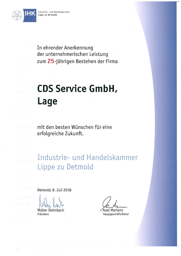 The Chamber of Industry and Commerce (IHK) congratulates to the company anniversary.